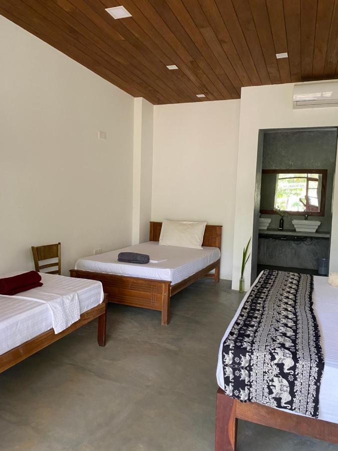 The Dale Mirissa Hotel Bagian luar foto
