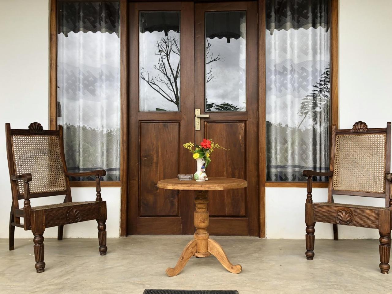 The Dale Mirissa Hotel Bagian luar foto