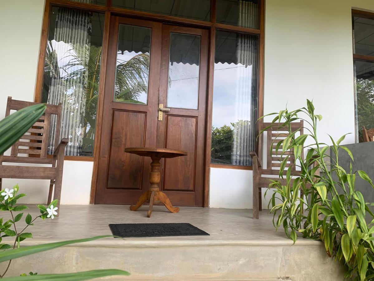 The Dale Mirissa Hotel Bagian luar foto